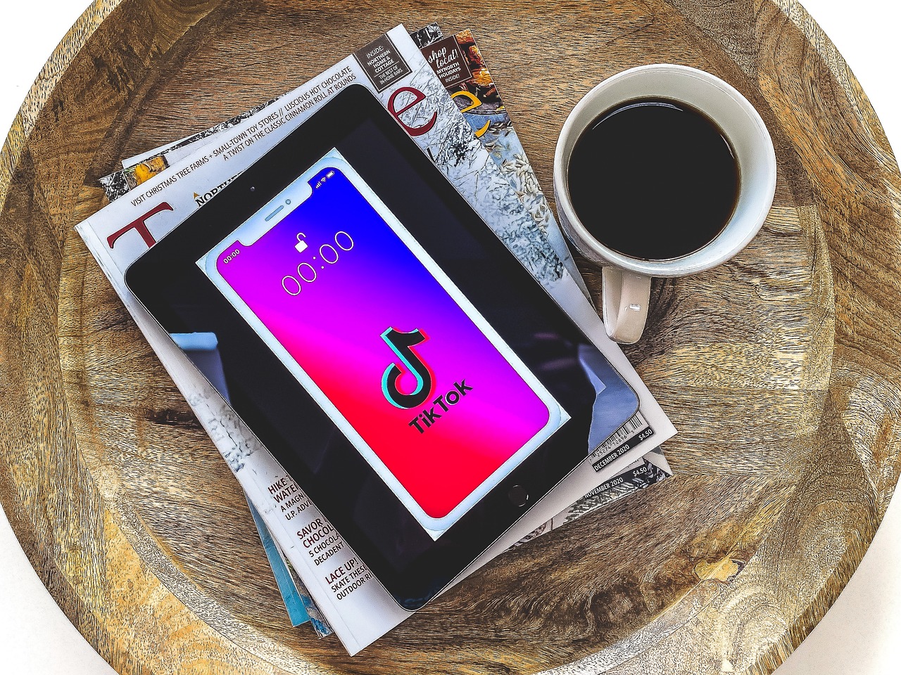 Create Thumb-Stopping Content TikTok